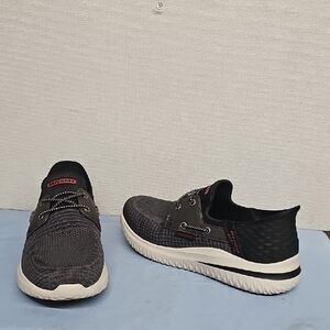 SKECHERS DELSON MENS SLIP-IN CASUAL SNEAKER BFPM-07-253